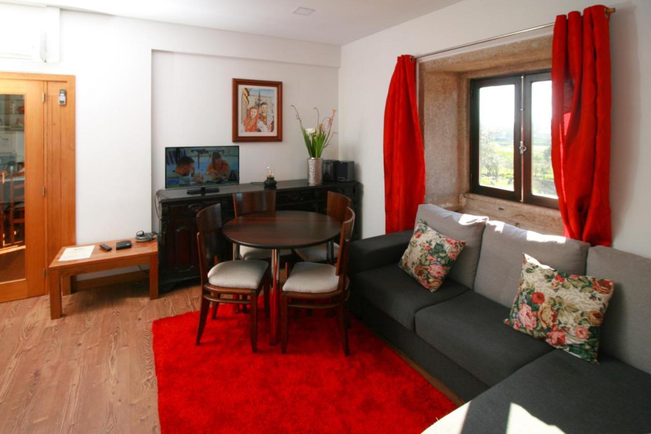 בית הארחה ויאנה דו קסטלו 	Dias House מראה חיצוני תמונה