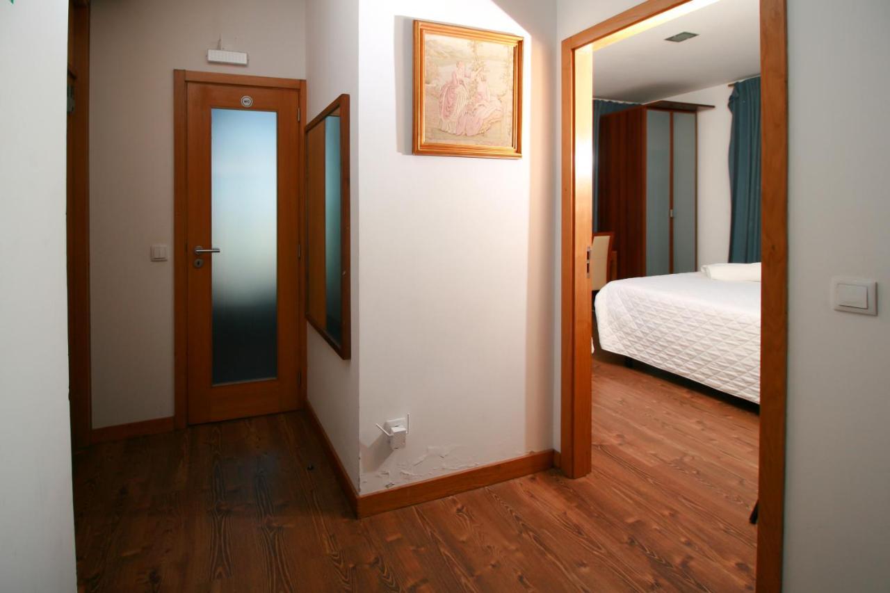בית הארחה ויאנה דו קסטלו 	Dias House מראה חיצוני תמונה