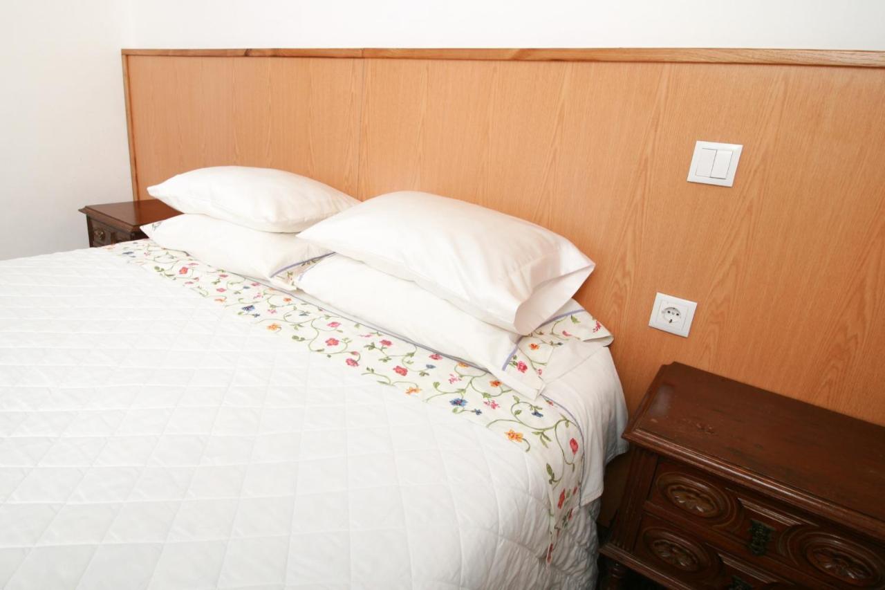 בית הארחה ויאנה דו קסטלו 	Dias House מראה חיצוני תמונה